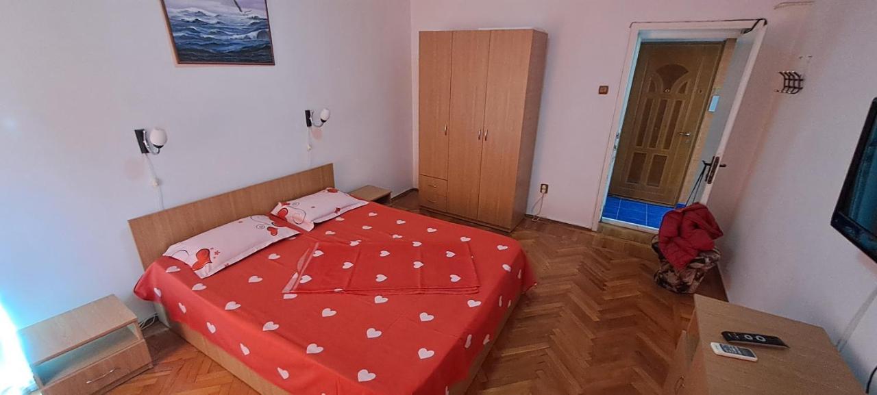 Apartament Grigore Etaj 2 Mangalia Exterior foto